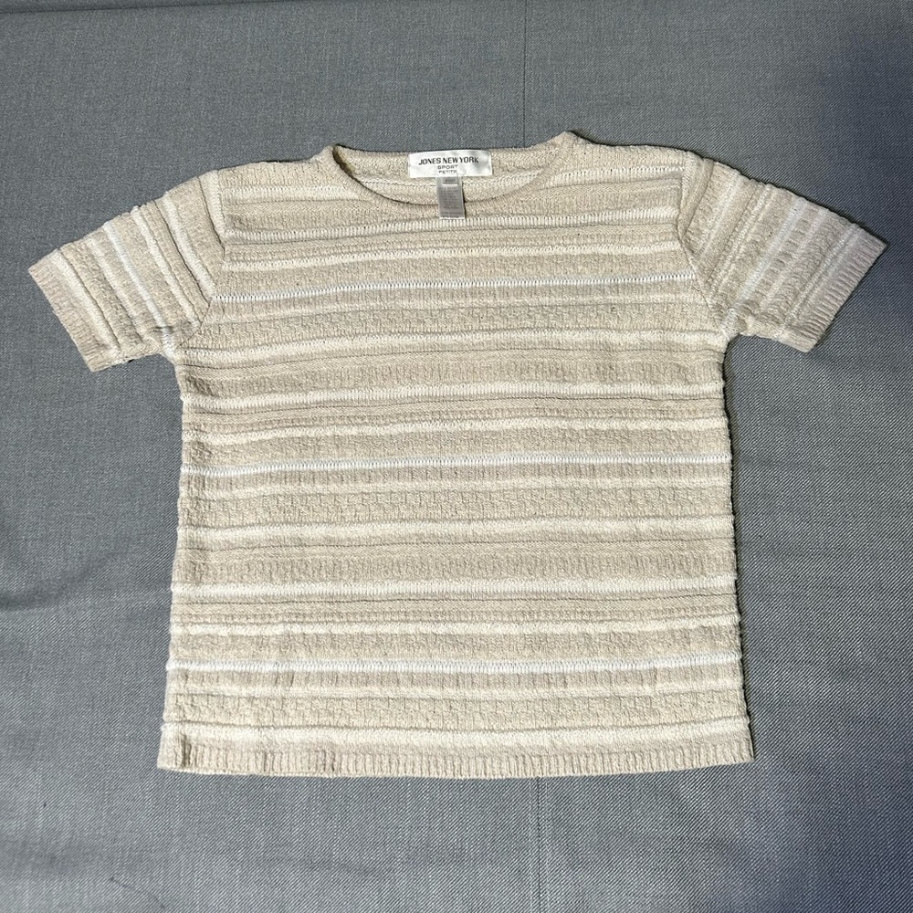 Vintage Cream Short Sleeve Sweater Petite Small